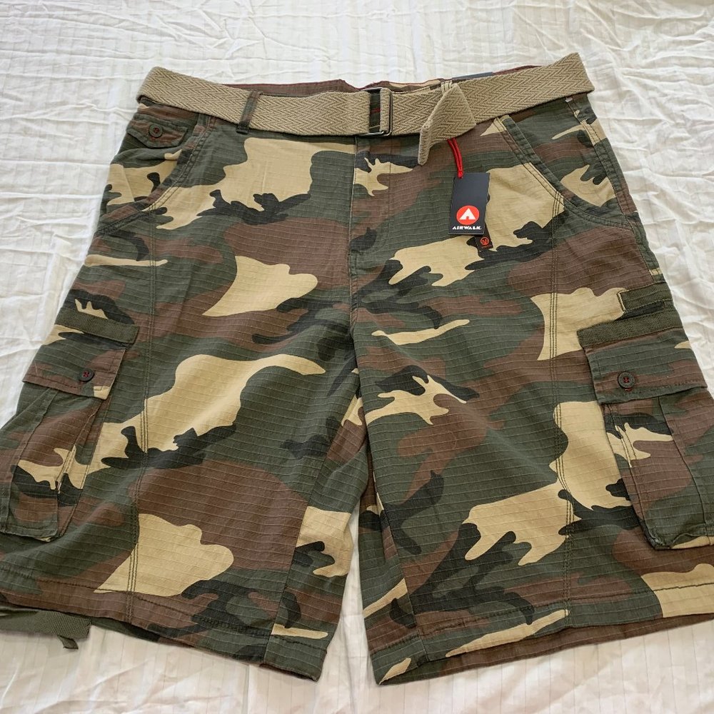 🍎🍎🍎 NWT AIRWALK MENS STRETCH CARGO CAMO SHORTS SIZE 42 🍎🍎🍎